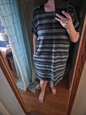Eileen Fisher Striped Short-Sleeve Shift Dress in Blue and Gray